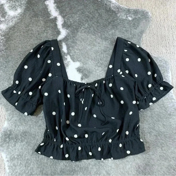 Polka Dot Puff Sleeve Top - Picture 2 of 11